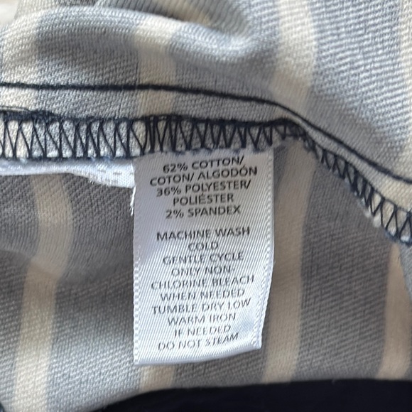 🎉HP🎉 Loft Riviera Striped Shorts 💗 Navy & Ivory - Picture 14 of 14